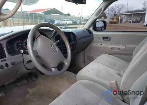 2005 Toyota Tundra Sr5 z USA, uszkodzony, nr VIN 5TBRU34195S449948